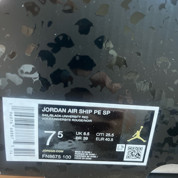 Jordan Air SHIP PE SP x Awake NY - Picture 9 of 9